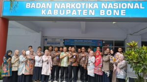 Jalin Silaturahmi dan Jaga Kekompakan Personil di Daerah, Kepala BNNP Sulawesi Selatan Kunjungan Kerja ke BNN Kabupaten Bone