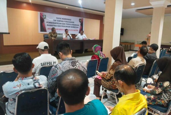 Sosialisasi Pengisian Kuesioner Pengukuran Indeks Kawasan Rawan Narkoba kepada lurah di Kota Pare-Pare