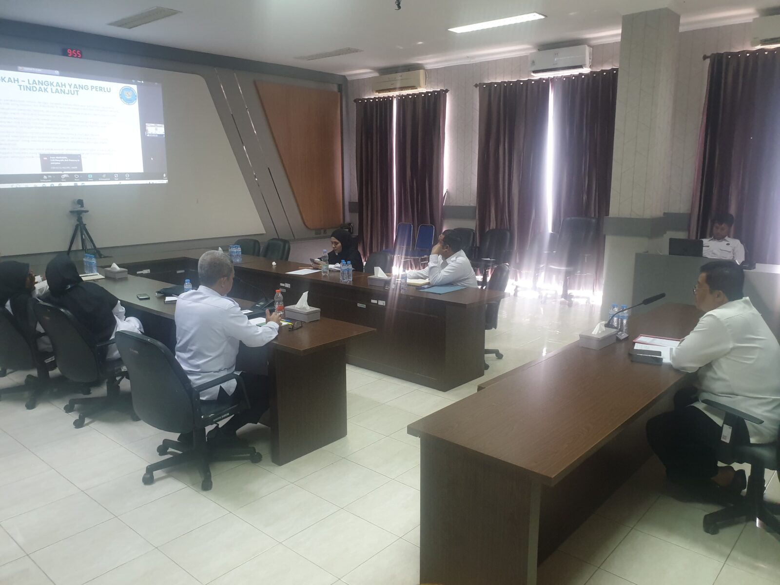 KEPALA BNNP SULAWESI SELATAN BESERTA JAJARAN, MENGIKUTI KEGIATAN RAPAT TEKNIS OPTIMALISASI RAWAT JALAN DALAM MEMFASILITASI REKOMENDASI HASIL TAT