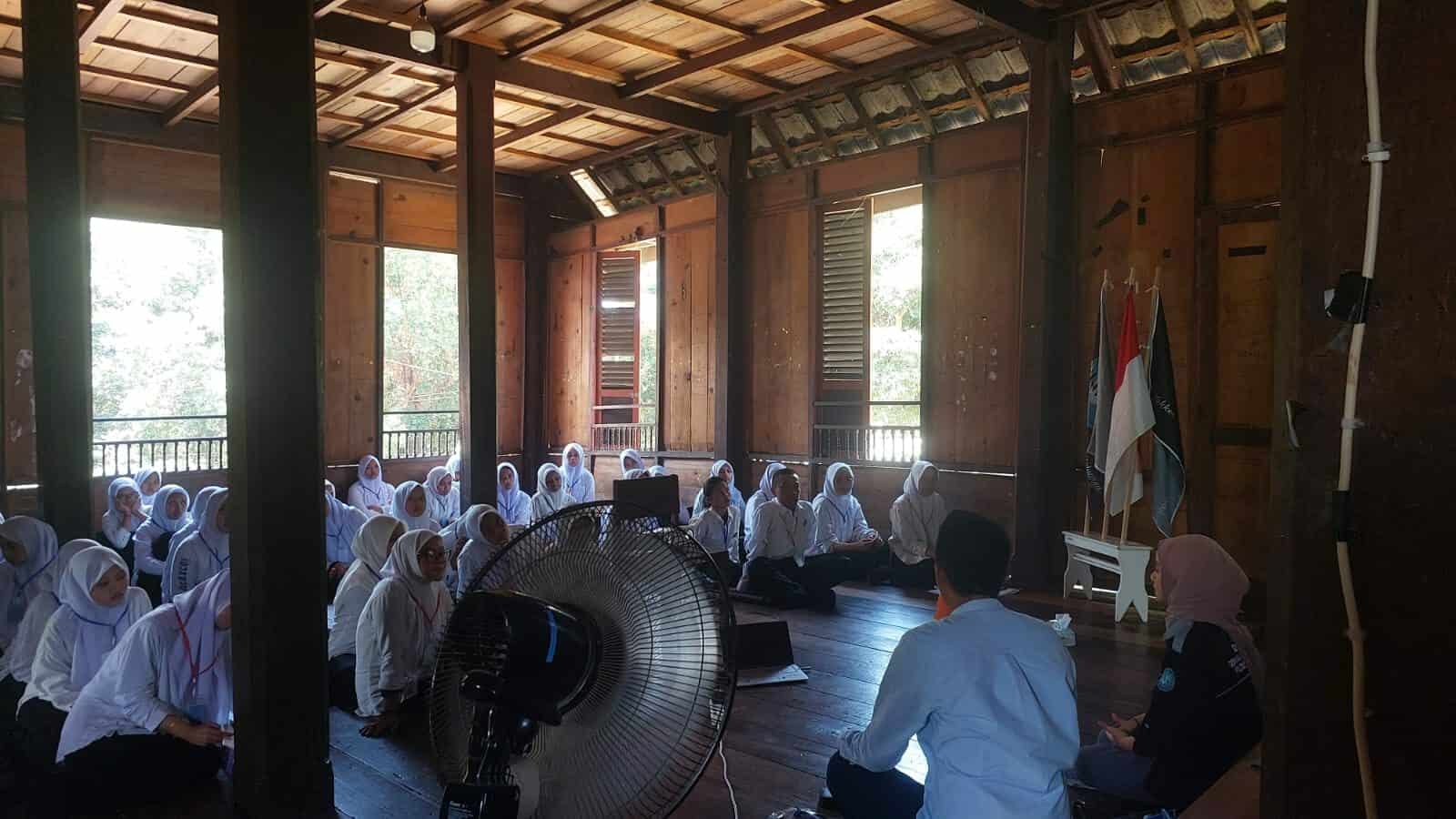 Penyuluh BNNP Sulsel Berikan Pelatihan Bagi Peserta Diklatsar Anggota Baru UKM GANK Politeknik Kesehatan Makassar Penyuluh BNNP Sulsel Berikan Pelatihan Bagi Peserta Diklatsar Anggota Baru UKM GANK Politeknik Kesehatan Makassar