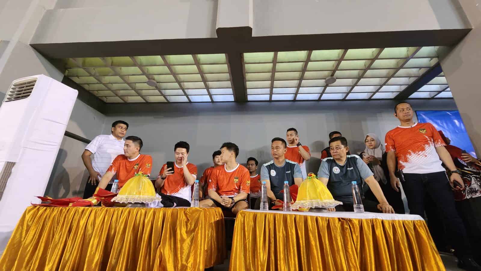 Kepala BNNP Sulawesi Selatan Hadiri Pembukaan Turnamen Badminton HUT KORPRI RUN ke-53