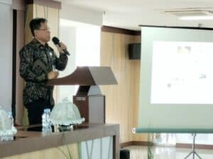 Sosialisasi Pencegahan Narkoba dan Deteksi Dini Tes Urine Kepada Para Pegawai di Lingkup Universitas Negeri Makassar