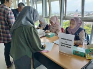 Sosialisasi Pencegahan Narkoba dan Deteksi Dini Tes Urine Kepada Para Pegawai di Lingkup Universitas Negeri Makassar