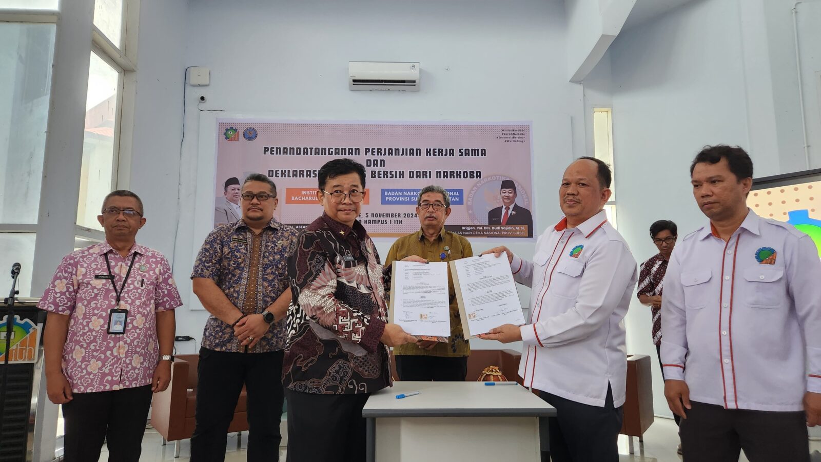 BNNP SULAWESI SELATAN BERSAMA INSTITUT TEKNOLOGI B.J. HABIBIE DEKLARASI KAMPUS BERSINAR DIRANGKAIKAN PENANDATANGANAN PERJANJIAN KERJASAMA