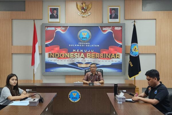 BNNP Sulawesi Selatan Mengikuti Kegiatan Rapat Sosialisasi Peraturan Kepala Badan Narkotika Nasional Nomor 9 Tahun 2024 Tentang Pedoman Sistem Kerja Di Lingkungan BNN Secara Virtual