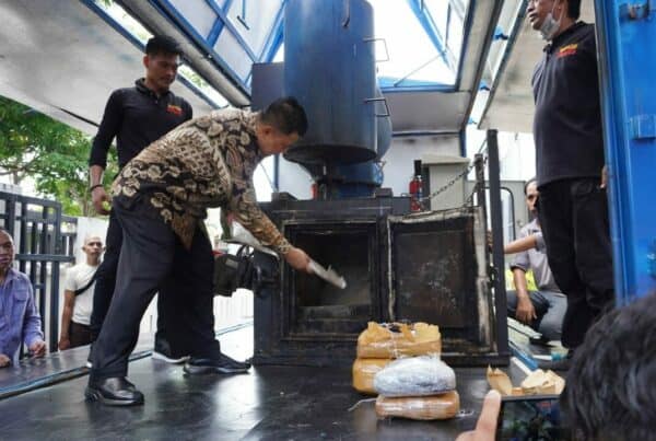 WUJUDKAN SULSEL BERSINAR, BNNP SULAWESI SELATAN MELAKSANAKAN PEMUSNAHAN BARANG BUKTI NARKOTIKA GANJA T.A 2024