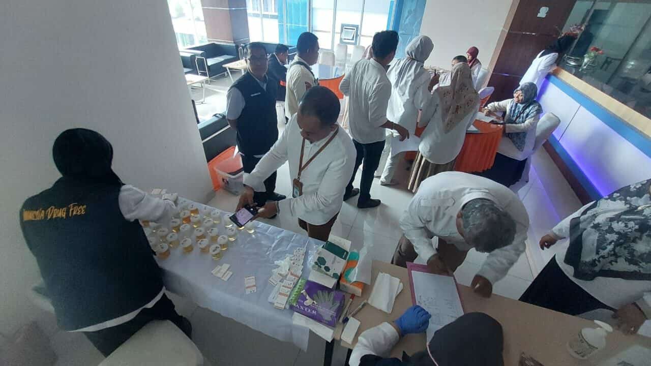 Deteksi Dini Narkotika Melalui Pemeriksaan Urine di Kantor Balai Besar Penjaminan Mutu Pendidikan Provinsi Sulawesi Selatan