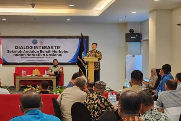 KEPALA BNNP SULSEL MENANDATANGANI PERJANJIAN KERJA SAMA DENGAN DINAS PENDIDIKAN SULSEL PADA ACARA DIALOG INTERAKTIF “SEKOLAH ANDALAN BEBAS NARKOBA” DI PROVINSI SULAWESI SELATAN T.A 2024