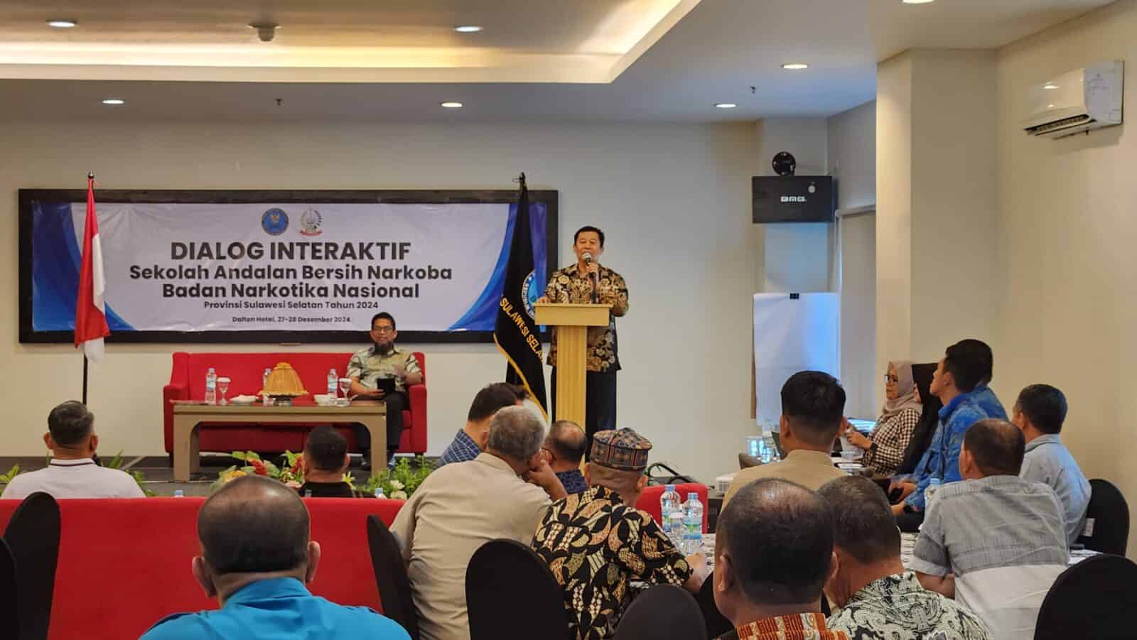 KEPALA BNNP SULSEL MENANDATANGANI PERJANJIAN KERJA SAMA DENGAN DINAS PENDIDIKAN SULSEL PADA ACARA DIALOG INTERAKTIF “SEKOLAH ANDALAN BEBAS NARKOBA” DI PROVINSI SULAWESI SELATAN T.A 2024