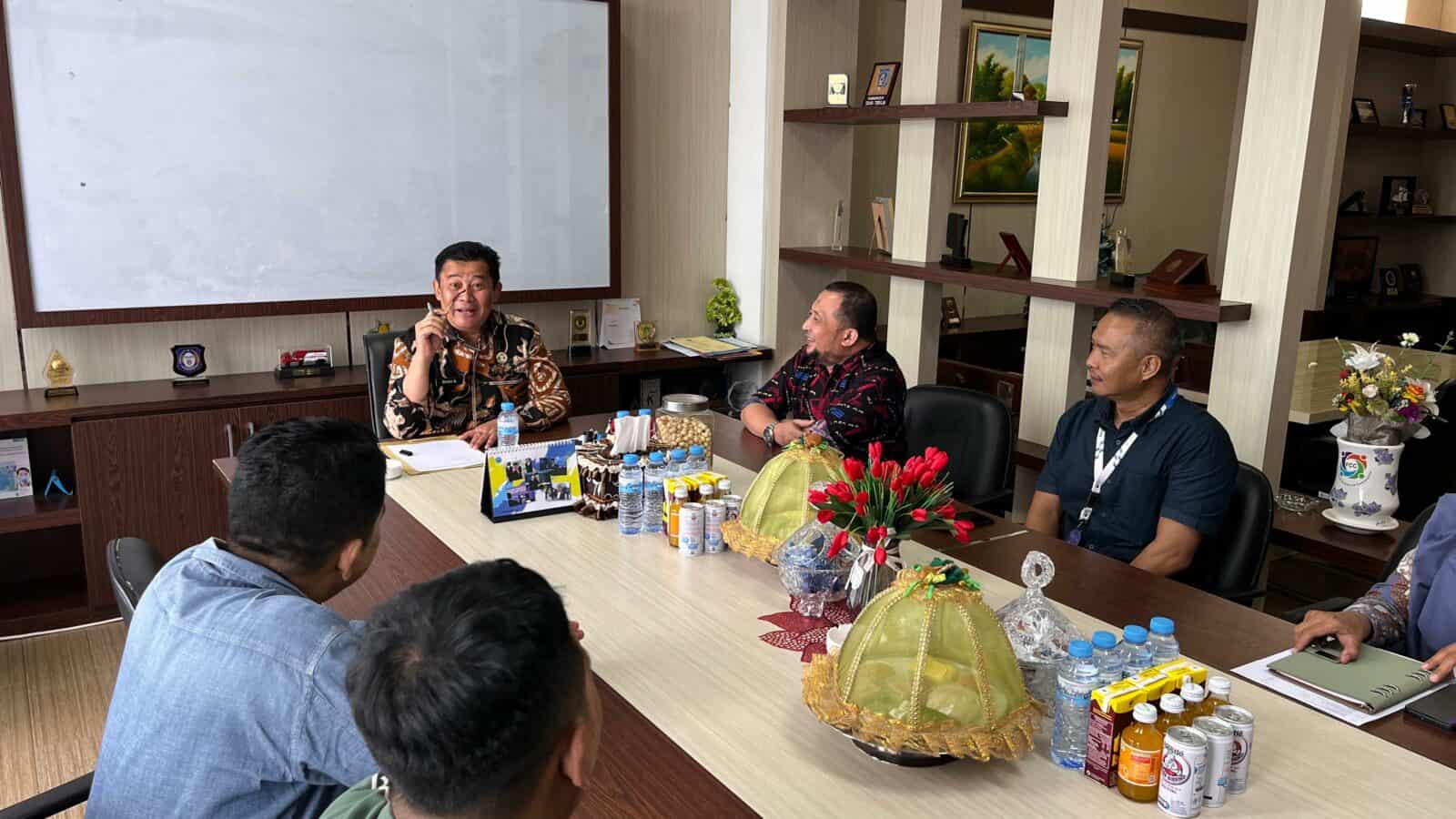 Melanjutkan Sinergitas P4GN, Kepala BNNP Sulsel Menerima Kunjungan Silaturahmi FIF GROUP Makassar