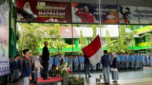 Sosialisasi P4GN melalui kegiatan Upacara Bendera di MAN 2 Makassar