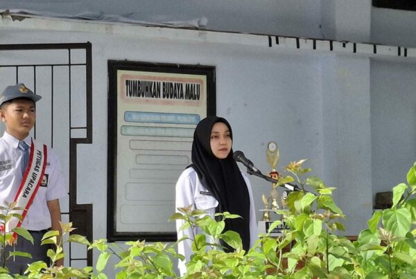 Sosialisasi P4GN Pada Pelaksanaan Upacara di SMA Negeri 8 Maros