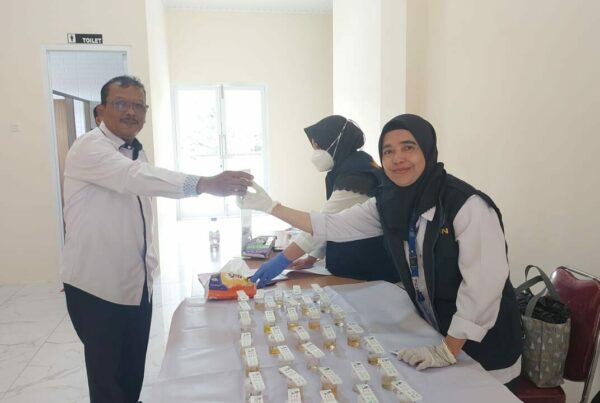 BNNP SULSEL LAKUKAN SOSIALISASI P4GN DAN DETEKSI DINI TES URINE PEGAWAI BALAI PELATIHAN VOKASI DAN PRODUKTIVITAS KABUPATEN PANGKEP