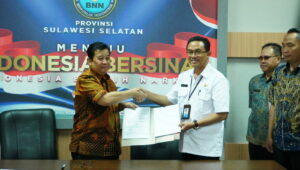 PERKUAT KOLABORASI, BNNP SULAWESI SELATAN MELAKSANAKAN PENANDATANGANAN PERJANJIAN KERJA SAMA DENGAN MITRA DAN BENTUK FORUM KOMUNIKASI P4GN
