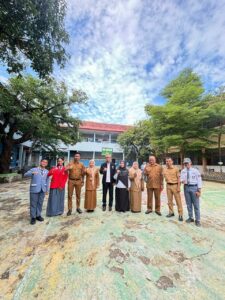 KIE Pencegahan Penyalahgunaan Narkoba Dalam Forum Upacara Bendera Di SMA NEG.14 MAKASSAR KIE Pencegahan Penyalahgunaan Narkoba Dalam Forum Upacara Bendera Di SMA NEG.14 MAKASSAR