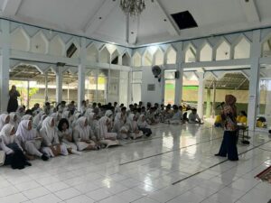 Sosialisasi Bahaya Narkotika dalam rangka kegiatan Promo Action Maxim Makassar Sosialisasi Bahaya Narkotika dalam rangka kegiatan Promo Action Maxim Makassar