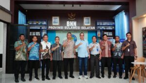 DEPUTI PEMBERANTASAN BNN RI BERIKAN ARAHAN KEPADA SELURUH PERSONIL BIDANG PEMBERANTASAN DAN INTELIJEN BNNP SULAWESI SELATAN