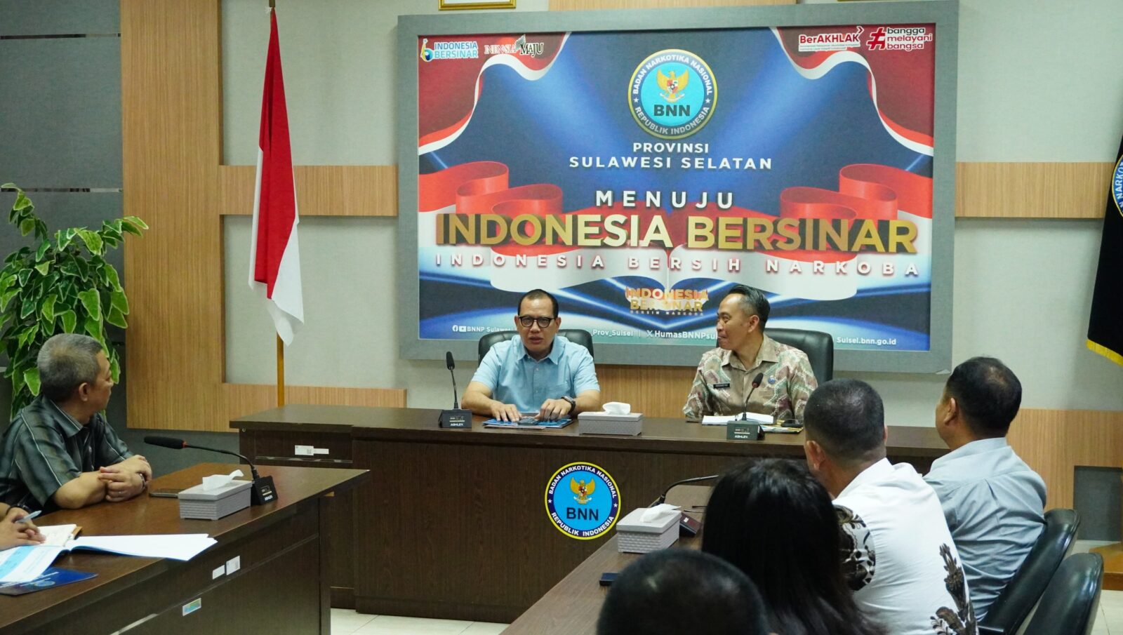 DEPUTI PEMBERANTASAN BNN RI BERIKAN ARAHAN KEPADA SELURUH PERSONIL BIDANG PEMBERANTASAN DAN INTELIJEN BNNP SULAWESI SELATAN