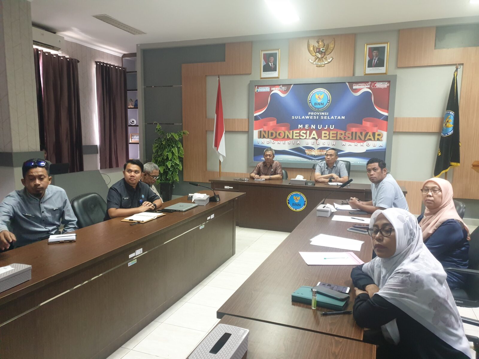BNNP Sulawesi Selatan Mengikuti Kegiatan Rapat Pimpinan (Rapim) Bulanan BNN RI Secara Virtual Periode Maret 2025