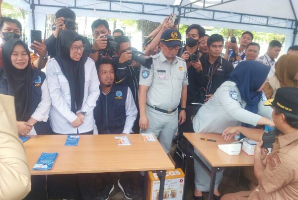 BNNP Sulawesi Selatan Lakukan Sampling Tes Urine terhadap Awak Bus Program Mudik Gratis Andalan Hati Idul Fitri 2025