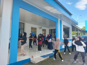 PERSONIL BNNP SULAWESI SELATAN MELAKSANAKAN OLAHRAGA BERSAMA PERIODE APRIL 2025