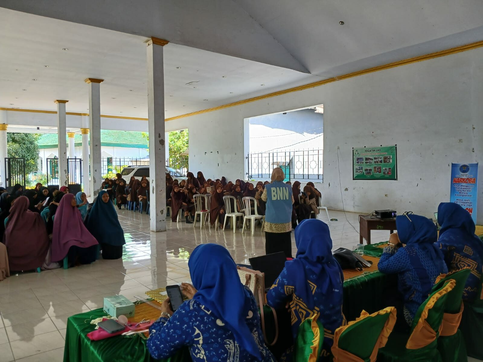 Kolaborasi BNNP Sulawesi Selatan bekerjasama dengan UPT Puskesmas Pallangga Laksanakan Pembinaan Kesehatan Pada Anak Usia Sekolah