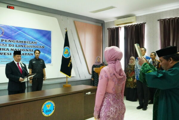 KEPALA BNNP SULSEL MELANTIK KASUBAG UMUM BNN KABUPATEN SIDRAP