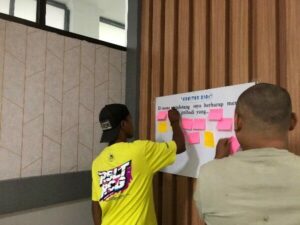 MAHASISWA MAGANG PSIKOLOGI UNM AJAK KLIEN REHABILITASI BNNP SULSEL BANGUN VERSI TERBAIK DIRI MELALUI PSIKOEDUKASI