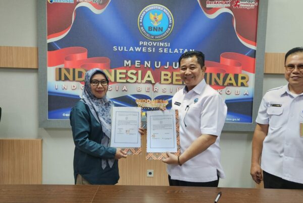 Kepala BNNP Sulsel Menandatangani Perjanjian Kerja Sama Dengan Penyelenggara Layanan Rehabilitasi Mitra BNN