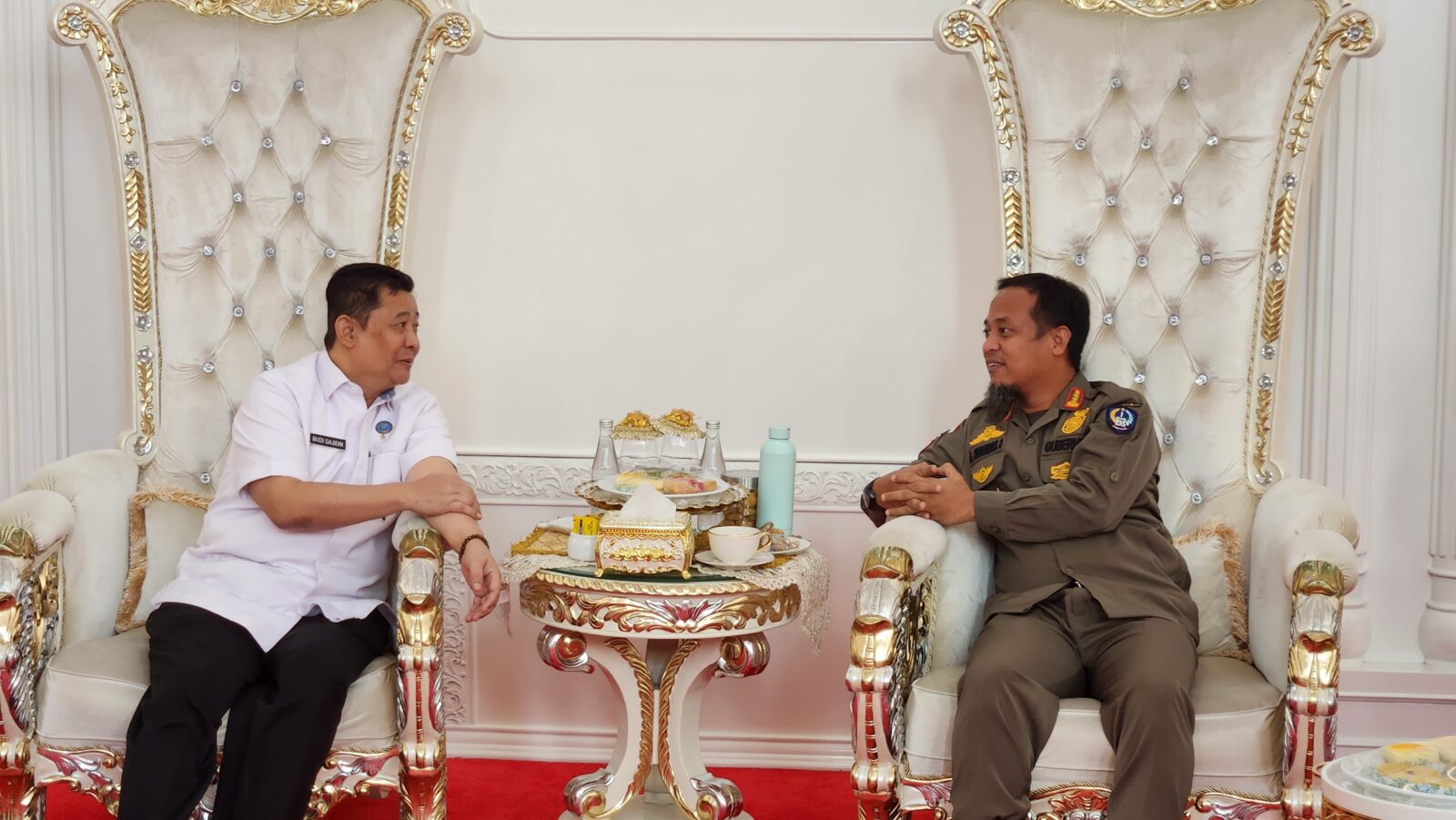 SINERGITAS P4GN, KEPALA BNNP SULAWESI SELATAN KUNJUNGAN SILATURAHMI BERSAMA GUBERNUR SULAWESI SELATAN SINERGITAS P4GN, KEPALA BNNP SULAWESI SELATAN KUNJUNGAN SILATURAHMI BERSAMA GUBERNUR SULAWESI SELATAN