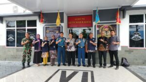 BNNP SULSEL SOSIALISASI P4GN & DETEKSI DINI NARKOBA MELALUI TES URINE ANGGOTA TNI BATALYON MARINIR PERTAHANAN PANGKALAN VI MAKASSAR