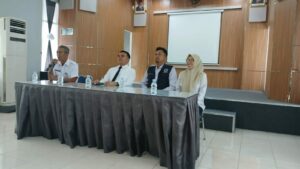 BNNP SULSEL SOSIALISASI P4GN DAN MENDAMPINGI DETEKSI DINI NARKOBA MELALUI TES URINE LAPAS KELAS 1 MAKASSAR BNNP SULSEL SOSIALISASI P4GN DAN MENDAMPINGI DETEKSI DINI NARKOBA MELALUI TES URINE LAPAS KELAS 1 MAKASSAR