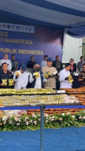 SEBANYAK 2.176,16 GRAM SABU DAN 5.366,40 GRAM GANJA BARANG BUKTI BNNP SULSEL TURUT DIMUSNAHKAN DI BNN RI